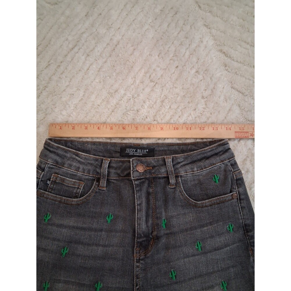 Judy Blue Shorts Womens Size Medium NWOT Denim Cut Off Black/Gray Cactus B22 - Picture 6 of 11